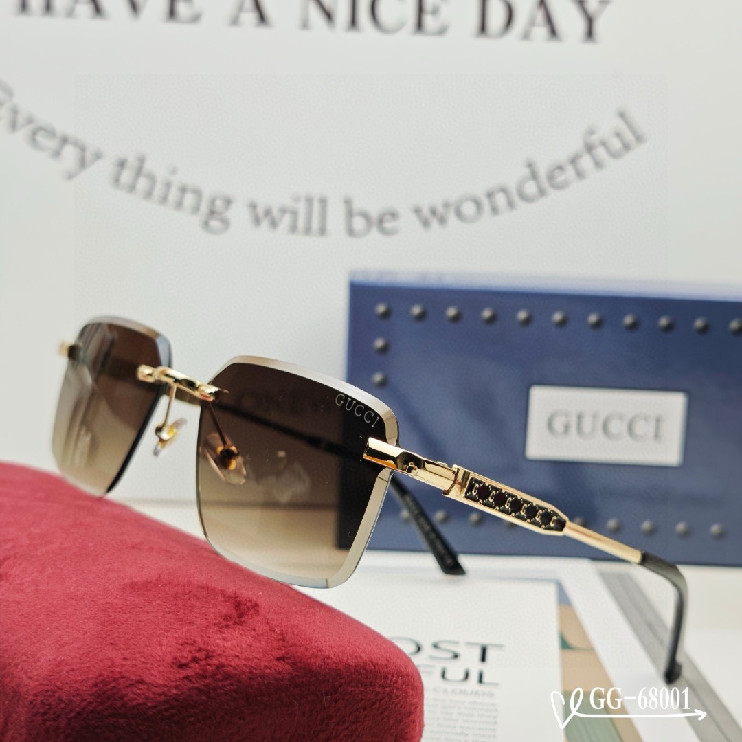 Gucci Polycarbonate Sunglasses - Image 2