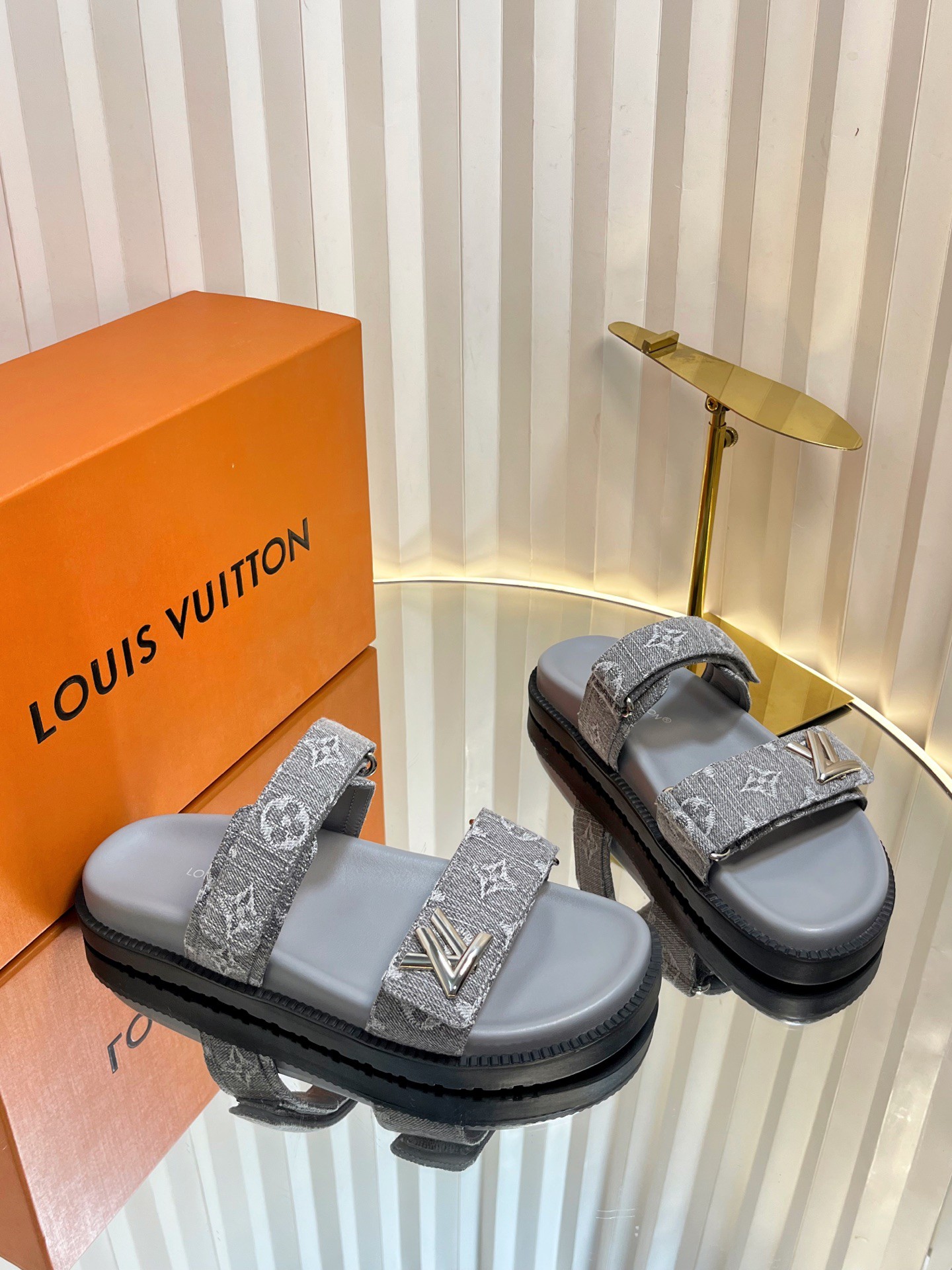 LV Sunset Flat Comfort Sandals in Monogram Canvas - Image 9