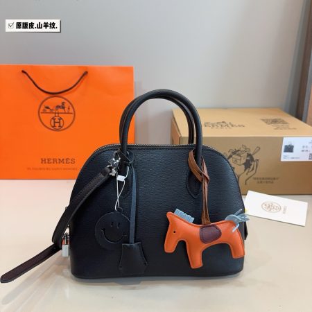 Hermès Shell Bag - Image 4