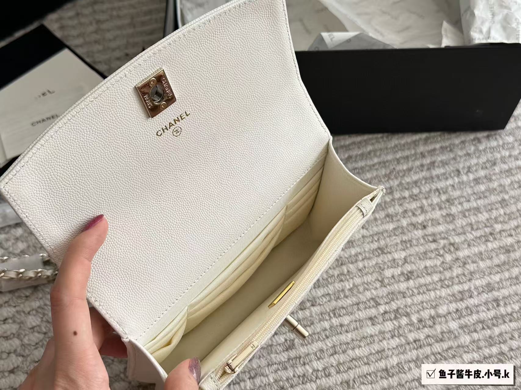 Chanel 25C Clutch with Chain - Image 9
