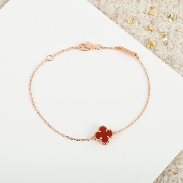 Van Cleef&Arpels VCA Single alhambra Bracelet