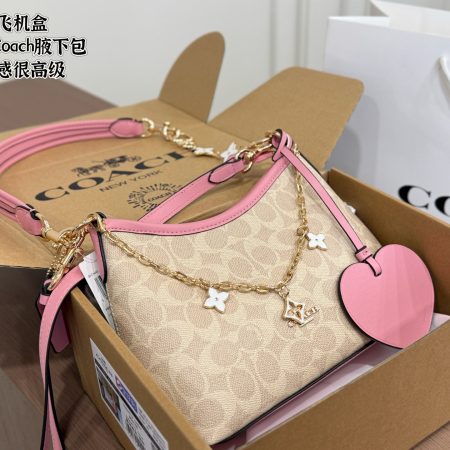 Coach Underarm Bag - Image 3