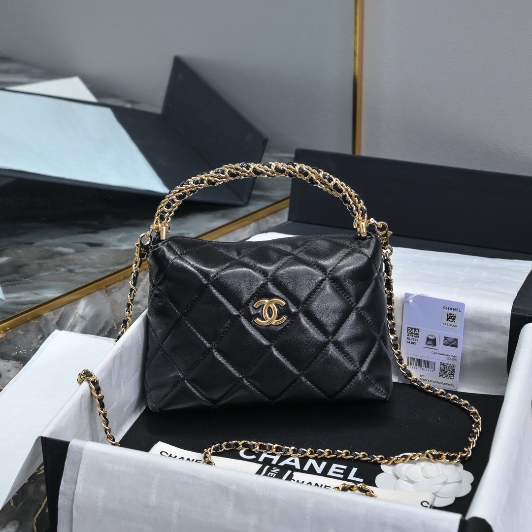 CHANEL handbag - Image 1