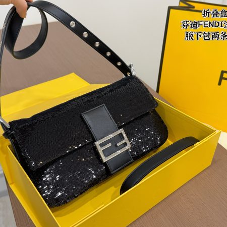Fendi Baguette Underarm Bag - Image 3
