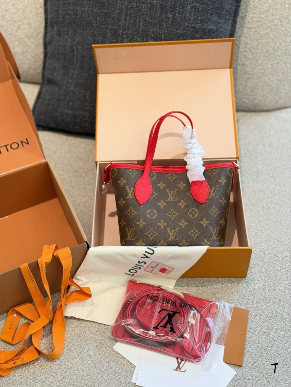 LV Neverfull Bandouliere Inside Out Bag