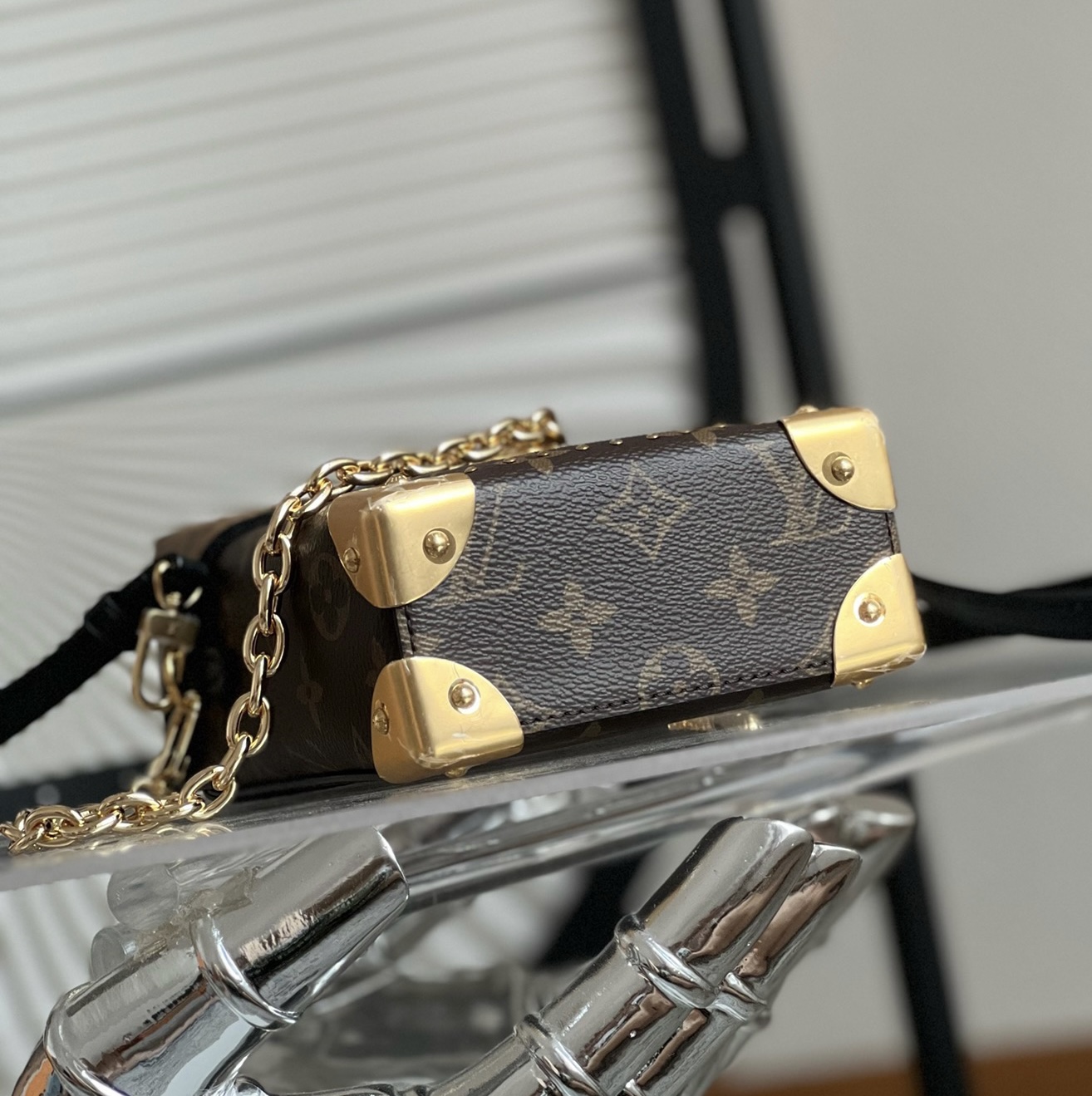 LV Camera Bag - Image 6