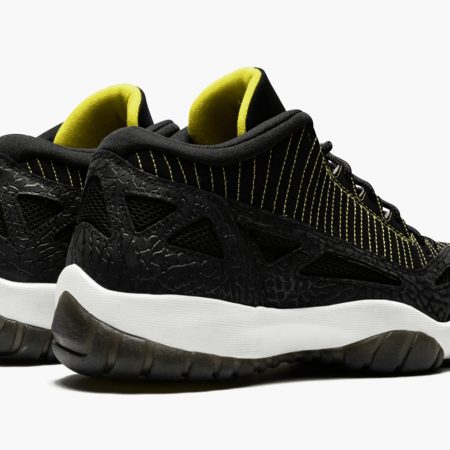 Air Jordan 11 Retro Low - Image 3