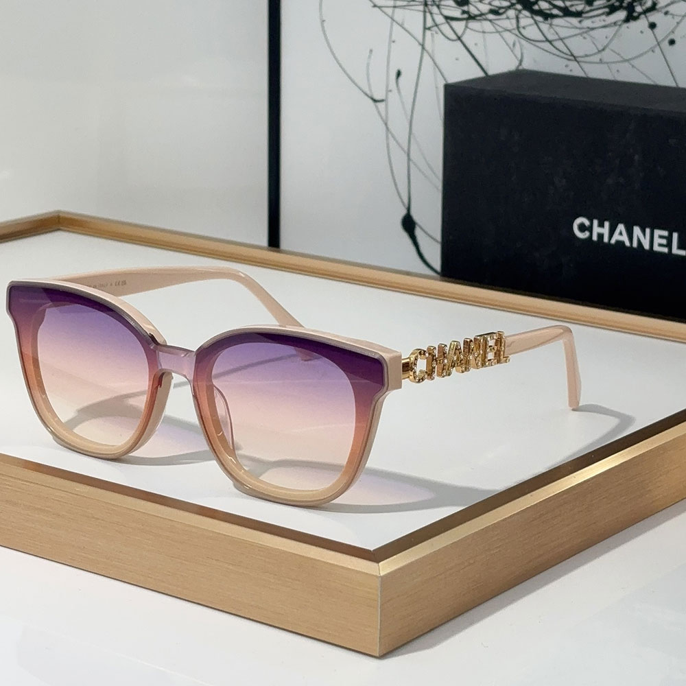 Chanel Mirror leg Hollowed out Logo Sunglasses Top quality - Image 4