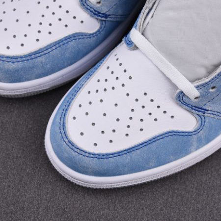 Air Jordan 1 High OG Hyper Royal 555088-402 - Image 11