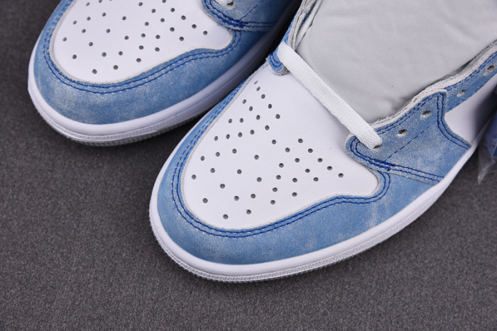 Air Jordan 1 High OG Hyper Royal 555088-402 - Image 11