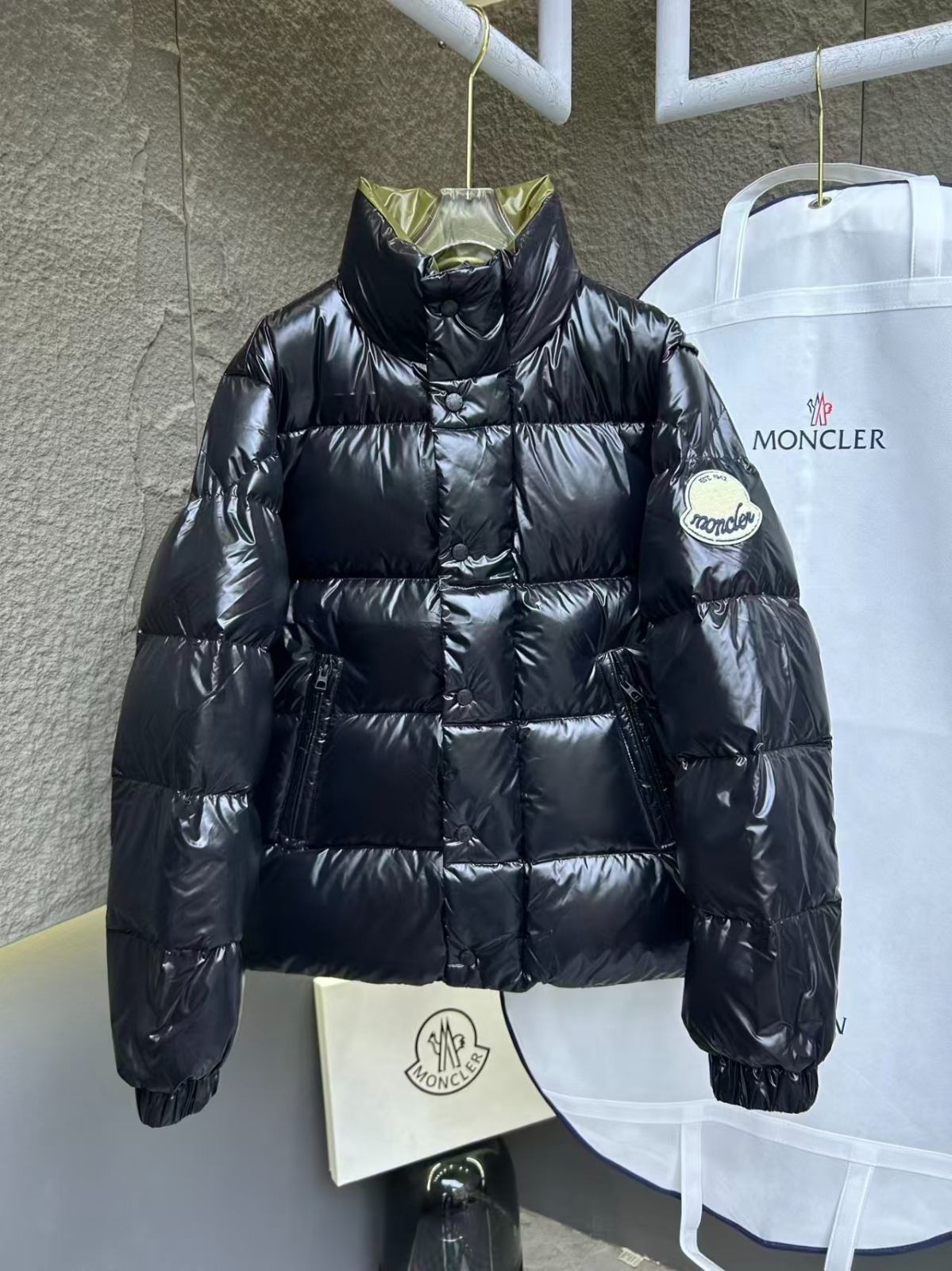 Monclear Teiti Down Jacket - Image 1