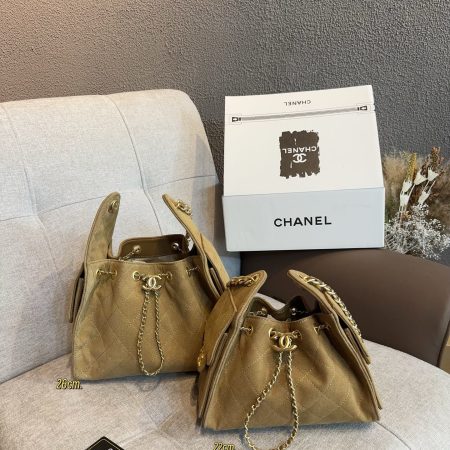 Chanel Hobo Bag Suede - Image 3