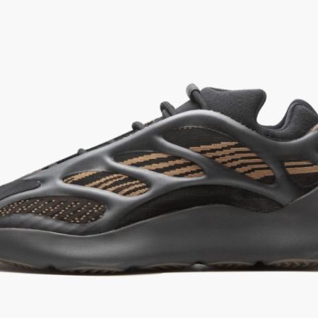 Yeezys 700 V3 “ Clay Brown"
