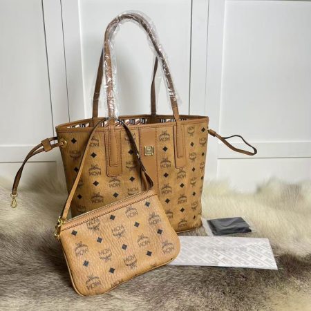 MCM Visetos Liz Tote Bag - Image 2
