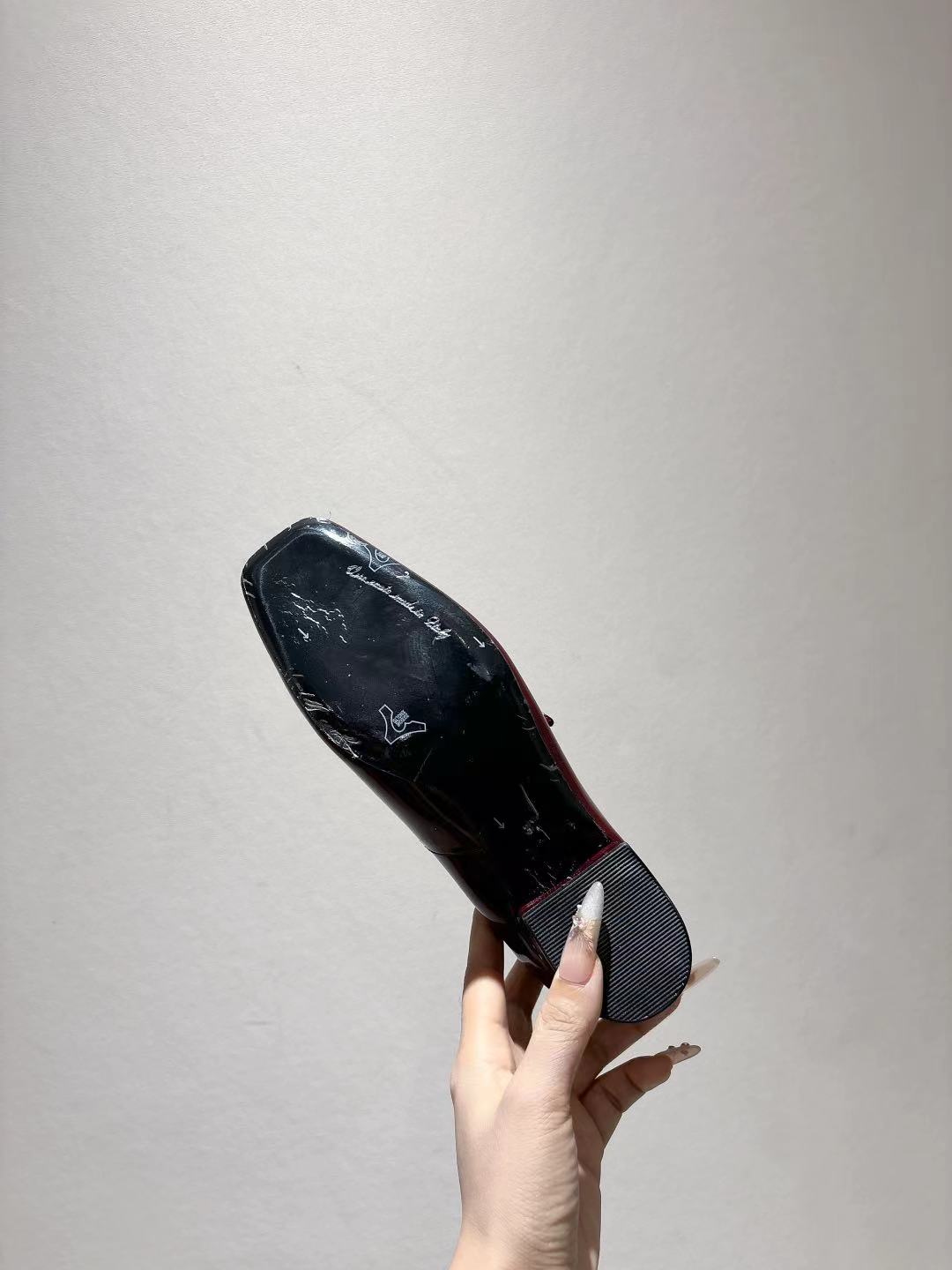 Dolce & Gabbana Leather Shoes - Image 11