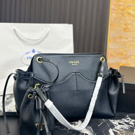 Prada Vitello Daino Handbag - Image 4