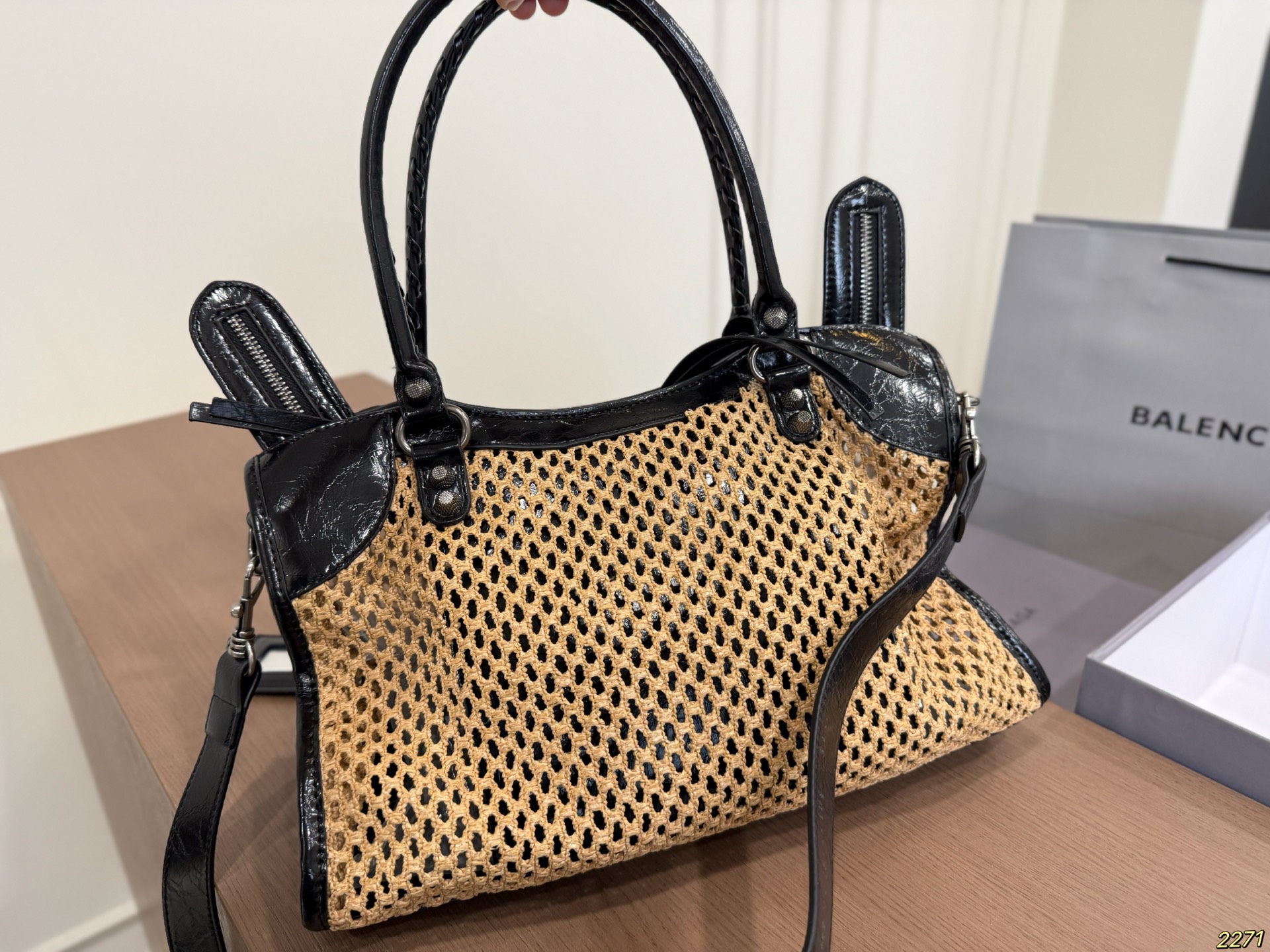 Balenciaga Straw Bag - Image 4