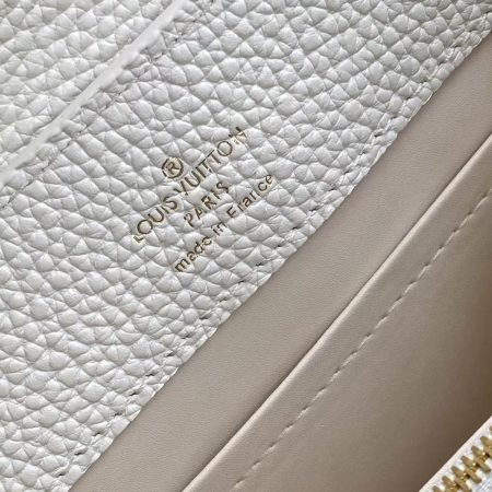 LV Borsa Capucines BB Top Quality - Image 9