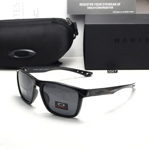Oakley Fashionable Sunglasses