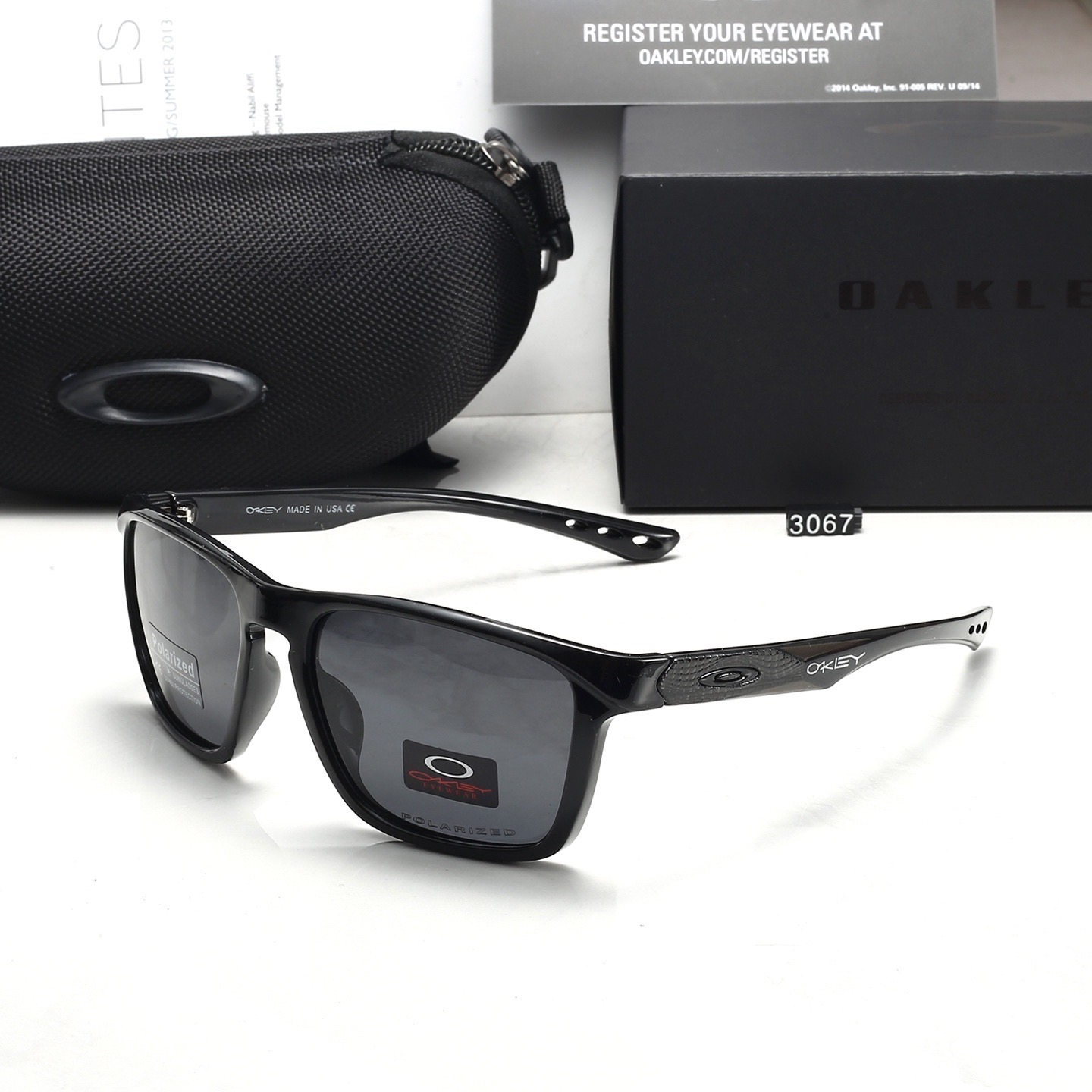 Oakley Fashionable Sunglasses - Image 4
