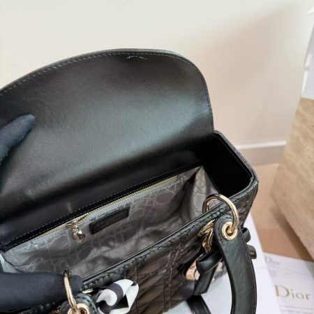 Dior Medium Lady Dior My ABC Dior Bag with bow - Image 10