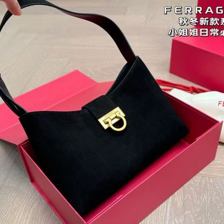 Ferragamo Shoulder Bag - Image 2
