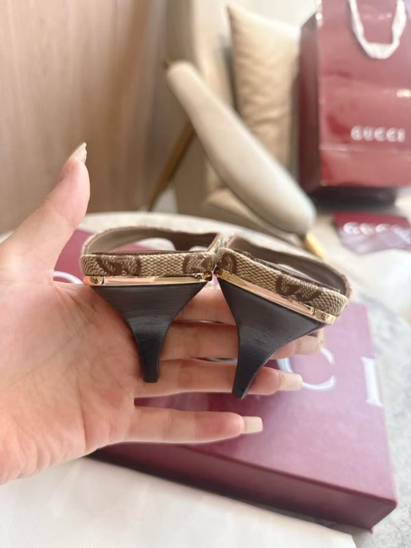 Gucci Women's Vittoria Thong in Sand and Brown GG Canvas