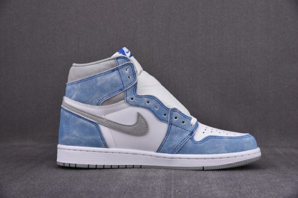 Air Jordan 1 High OG Hyper Royal 555088-402