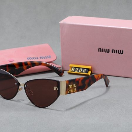 Miu Miu Fashionable Sunglasses - Image 2