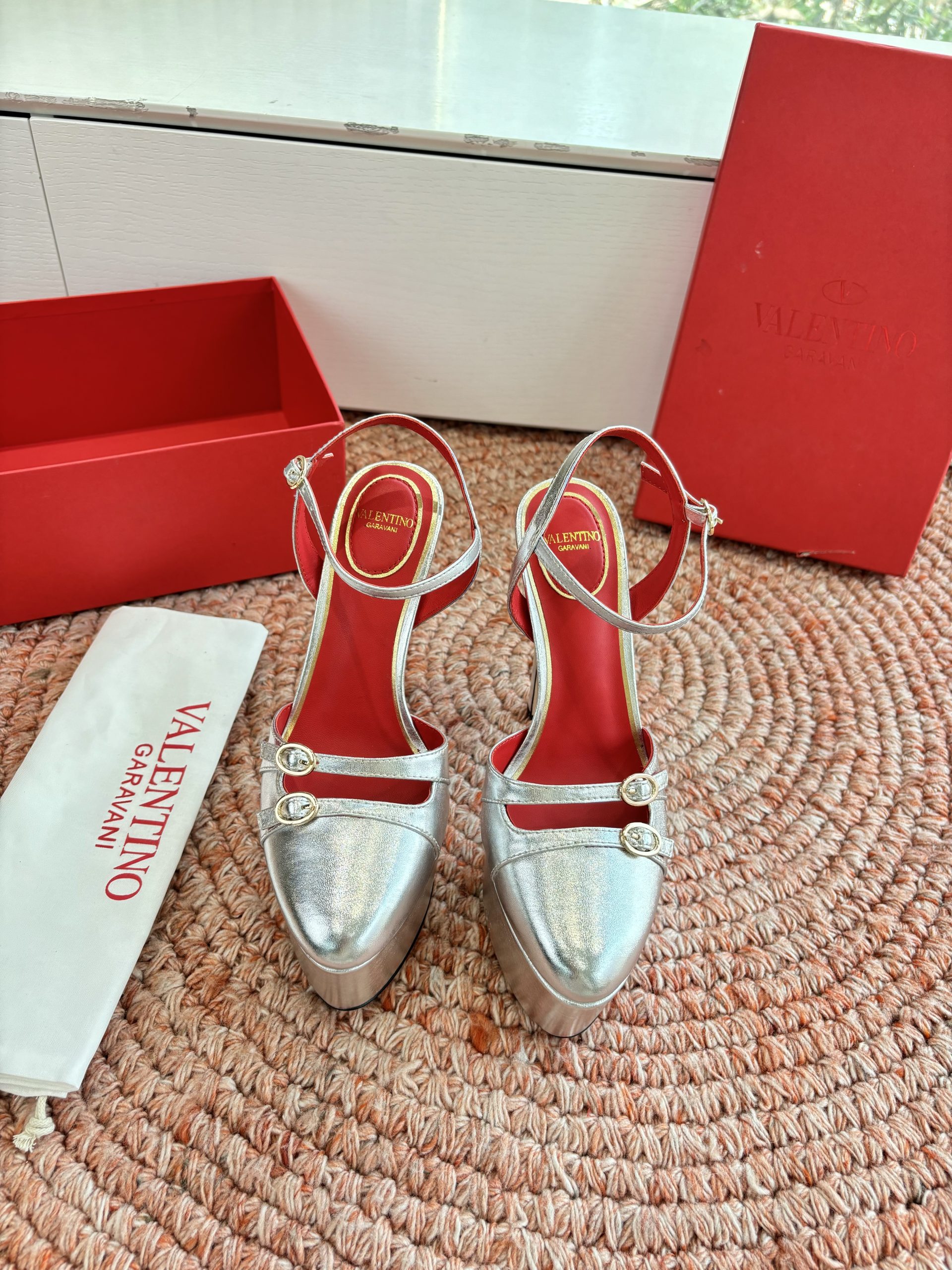 Valentino Garavani Crasher Platfrom Pumps - Image 4