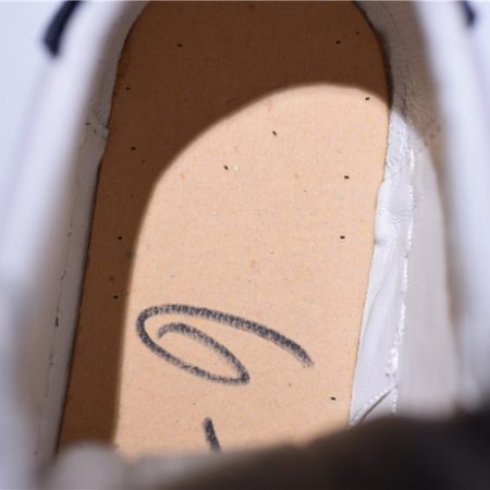 Gucci Ace EMBROIDERED LOW-TOP SNEAKER WITH LOGO - Image 13