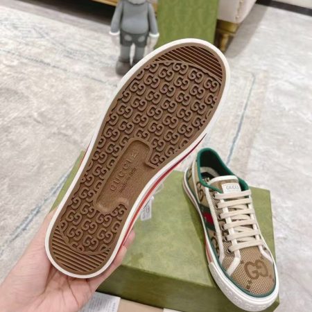 Gucci Women's Gucci Tennis 1997 Low Top Sneakers - Image 8