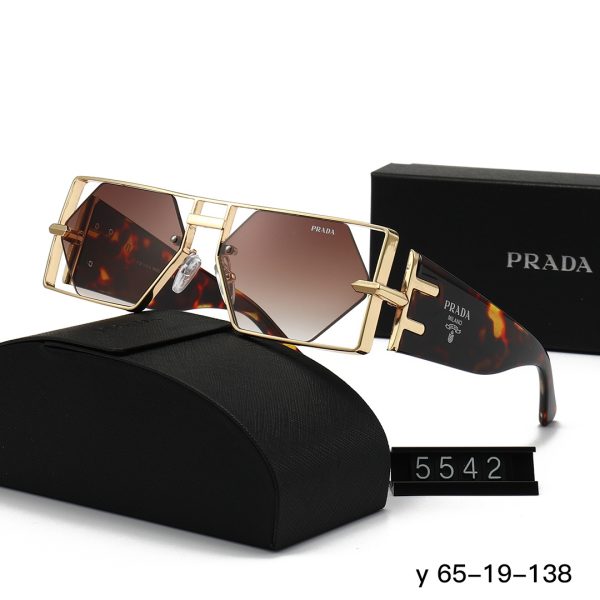 Prada Fashionable Sunglasses