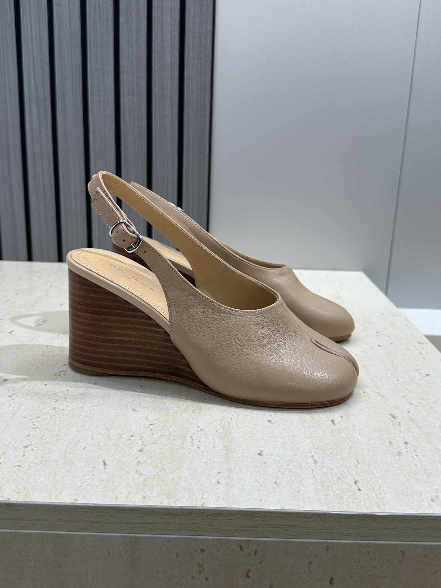 Maison Margiela's New Wedge Heels for Women - Image 9