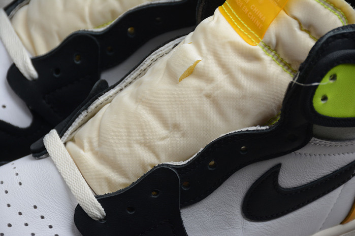 Air Jordan 1 High OG University Gold 555088-118 - Image 7
