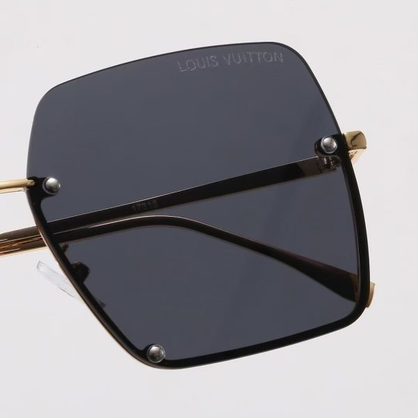 LV Fashionable Sunglasses