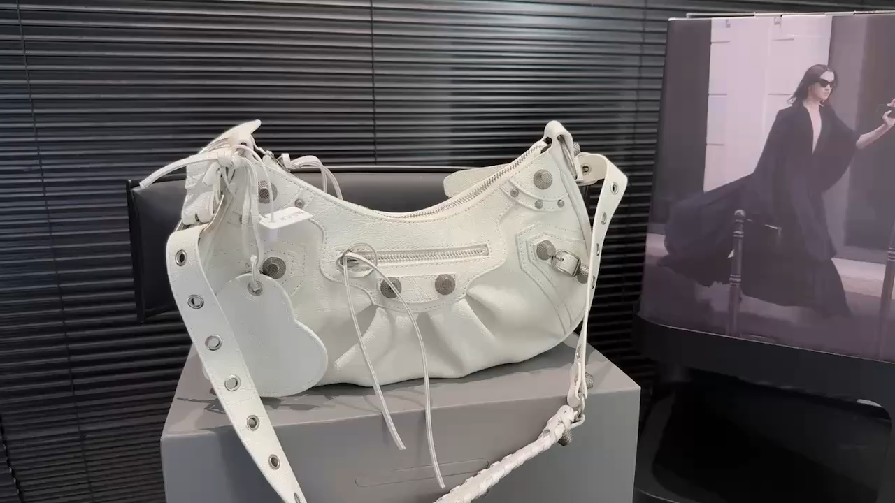 Balenciaga Half-Moon Underarm Bag - Image 2