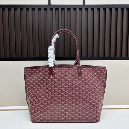 Goyard Saint Louis Bag Burgundy - Image 3
