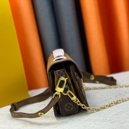 LV Monogramme Pochette Métiss East West Bag - Image 4