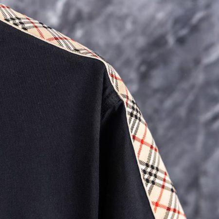 Burberry T Shirt - Image 6