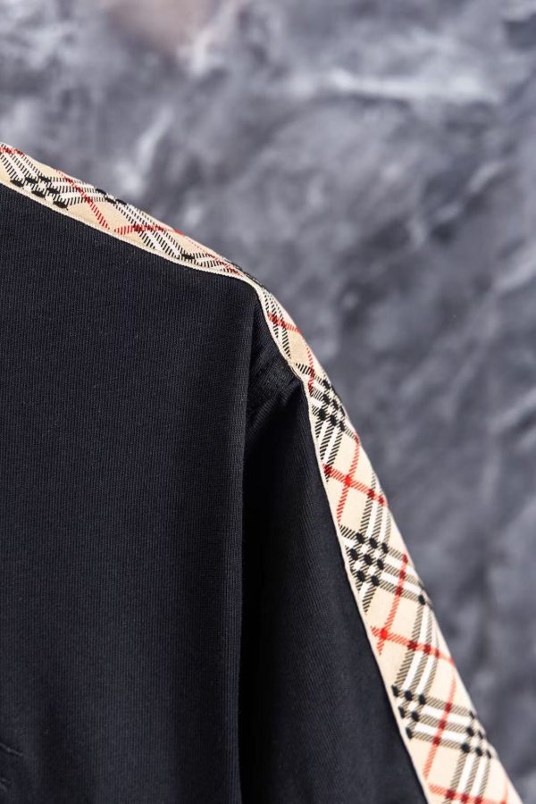Burberry T Shirt