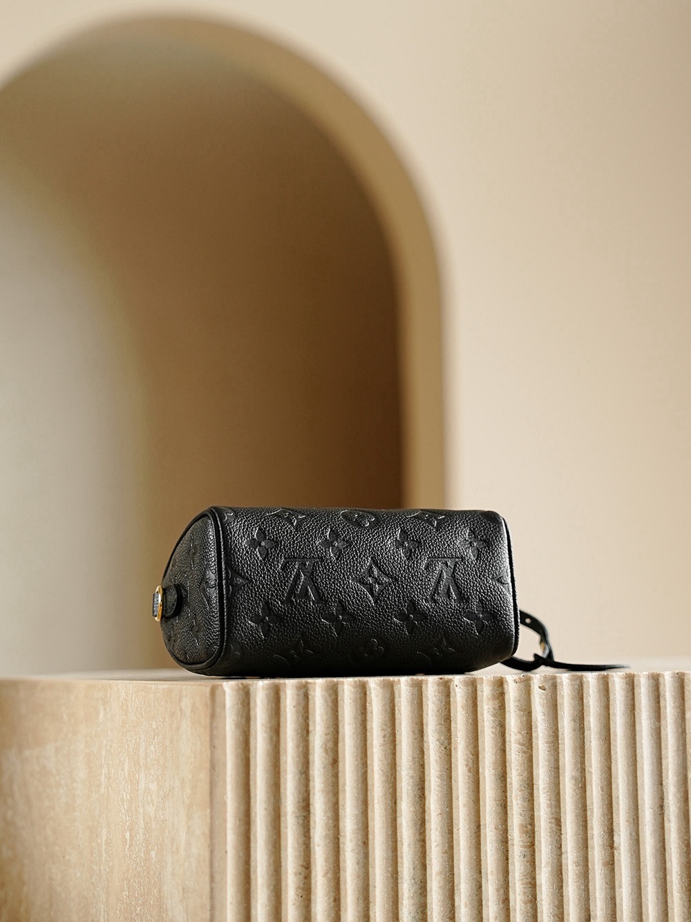 LV Nano Speedy Bag Top Quality - Image 7