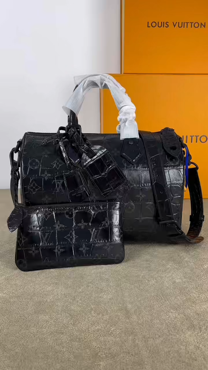 LV Speedy P9 Shoulder Bag 30 (Top Quality) - Image 2
