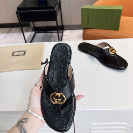 Gucci Interlocking G Thong Sandals - Image 2