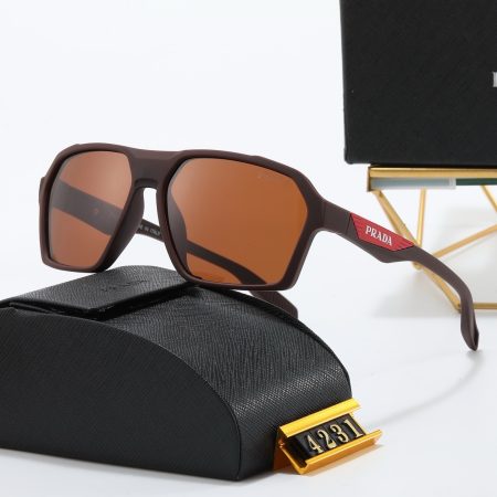 Prada Fashionable Sunglasses - Image 4
