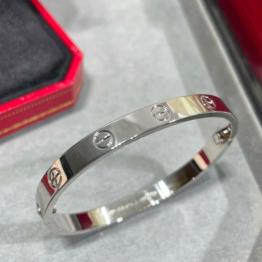 Cartier LOVE Bracelet - Image 6