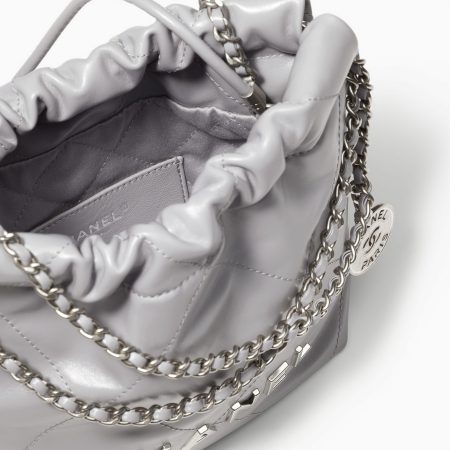CHANEL 22 MINI HANDBAG Calfskin & Silver Metal Grey - Image 2