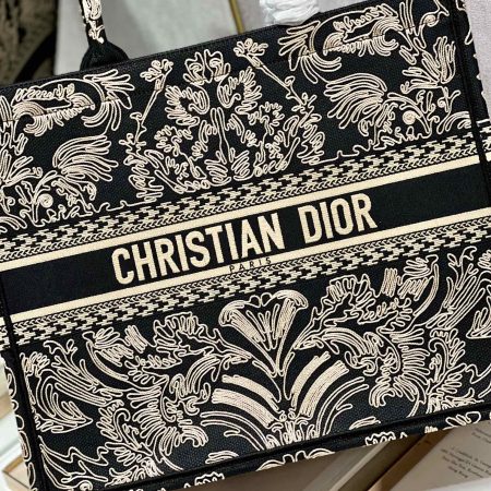 Dior Book Tote Large Black and White Ornamental Cornely-Effect Embroidery - Image 4