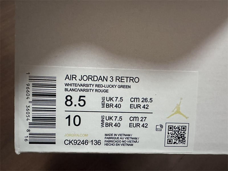 Air Jordan 3 "lucky Green CK9246-136 - Image 9