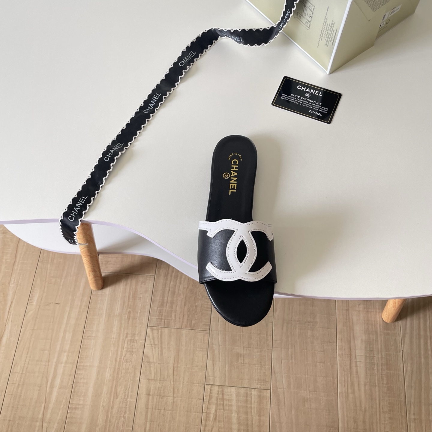 Chanel 26P Double C Two-Tone Flat Slippers - Image 2